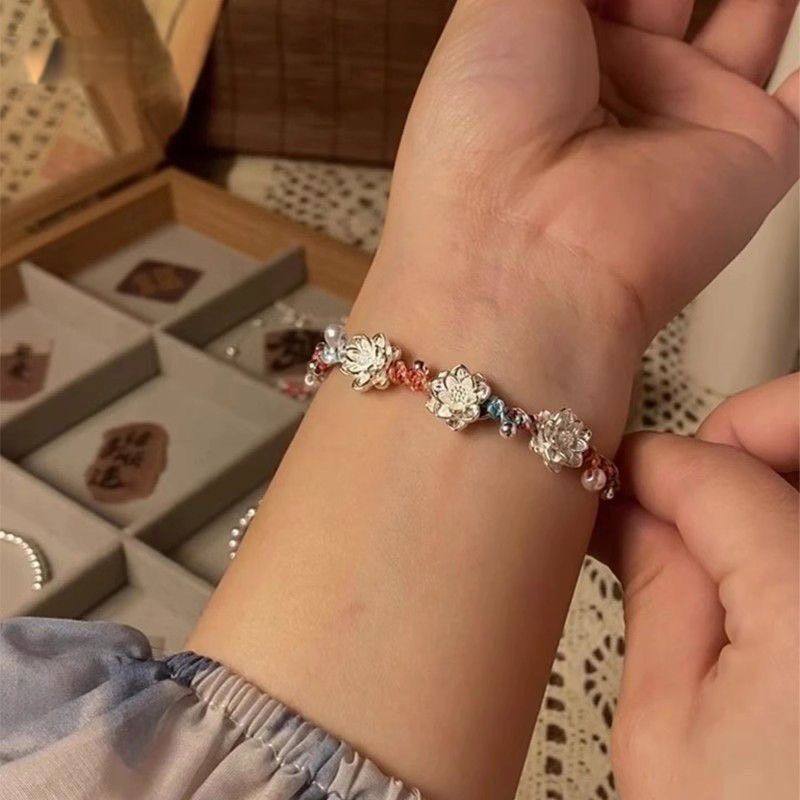 国潮新中式莲花手链高颜值气质送女友精致设计感彩色编绳国风手饰,淘宝优惠券,粉丝福利购,淘宝优惠卷