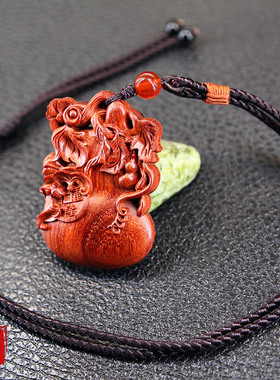 小叶紫檀木质观音菩萨佛像项链