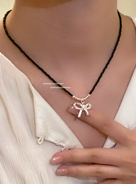 甜芭蕾序黑色串珠蝴蝶结项链
