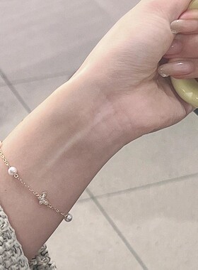 法式小香风蝴蝶珍珠手链女轻奢小众通勤感手环精致气质感手饰