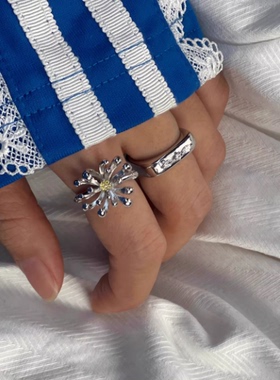 MAKIIMAKII 蟹爪菊戒指 小众设计开口菊花朵指环精致时髦高级个性