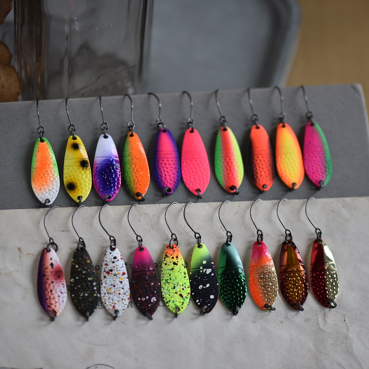 暗涌路亚 山鳟 2.5g七彩色马口鳟鱼虹鳟军鱼路亚亮片纯铜路亚饵,淘宝优惠券,粉丝福利购,淘宝优惠卷