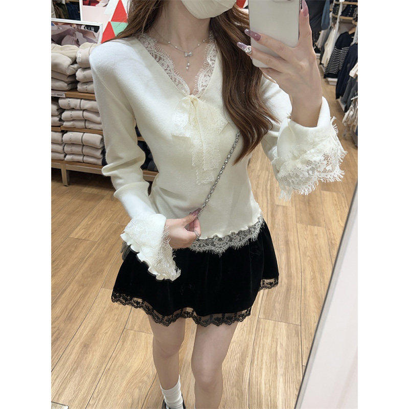 法式V领蕾丝修身打底衫女春季洋派喇叭袖毛衣内搭修身针织衫上衣,淘宝优惠券,粉丝福利购,淘宝优惠卷