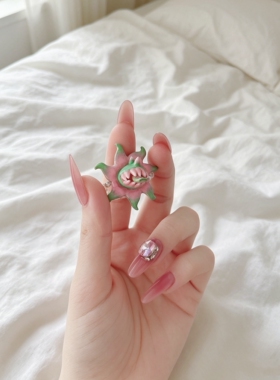 hahaha原创食人花戒指小众怪兽夸张花朵串珠弹力指环手工设计感