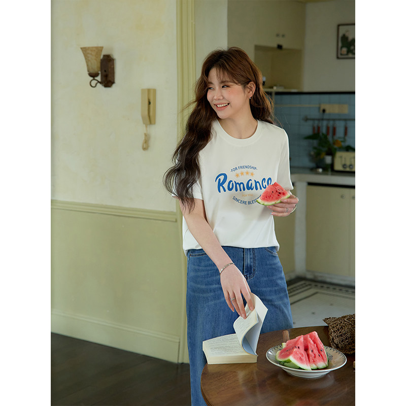 潘不卷大码女装时尚百搭休闲上衣气质减龄字母印花正肩短袖T恤女,淘宝优惠券,粉丝福利购,淘宝优惠卷