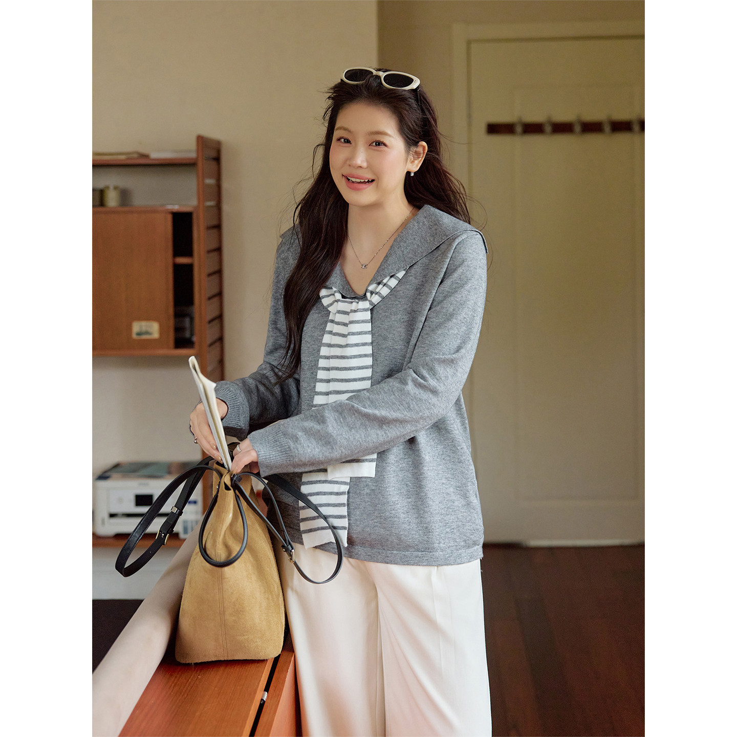 潘不卷大码女装韩系灰色条纹披肩内搭打底针织衫秋微胖mm显瘦上衣,淘宝优惠券,粉丝福利购,淘宝优惠卷