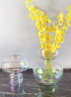 现代简约样板间电镀银色玻璃