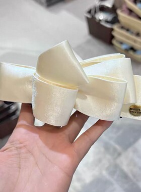 轻奢蝴蝶结香蕉夹马尾盘发