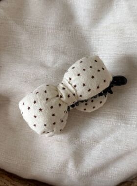 泡芙立体充棉蝴蝶结香蕉夹厚发