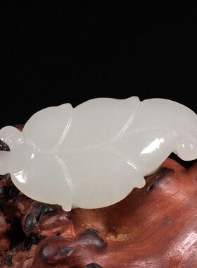 貔貅挂件玉阅珠宝和田玉吊坠情侣