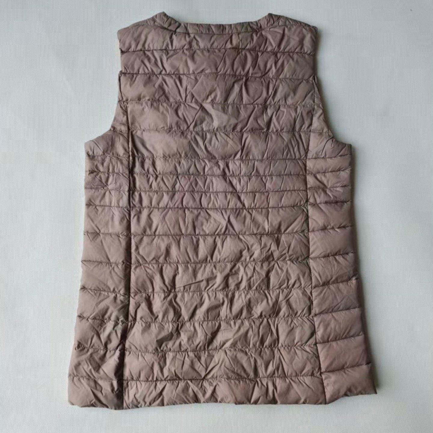 尾单冬季女款羽绒马甲白鹅绒纯色休闲背心直筒宽松马夹,淘宝优惠券,粉丝福利购,淘宝优惠卷