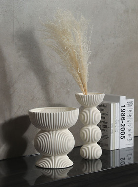 白色简约北欧装饰陶瓷花瓶家居客厅餐桌电视柜摆件干花插花花器