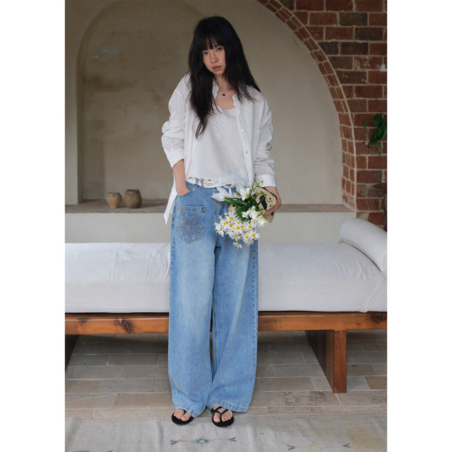 Gesang ດອກ embroidered jeans ຊື່