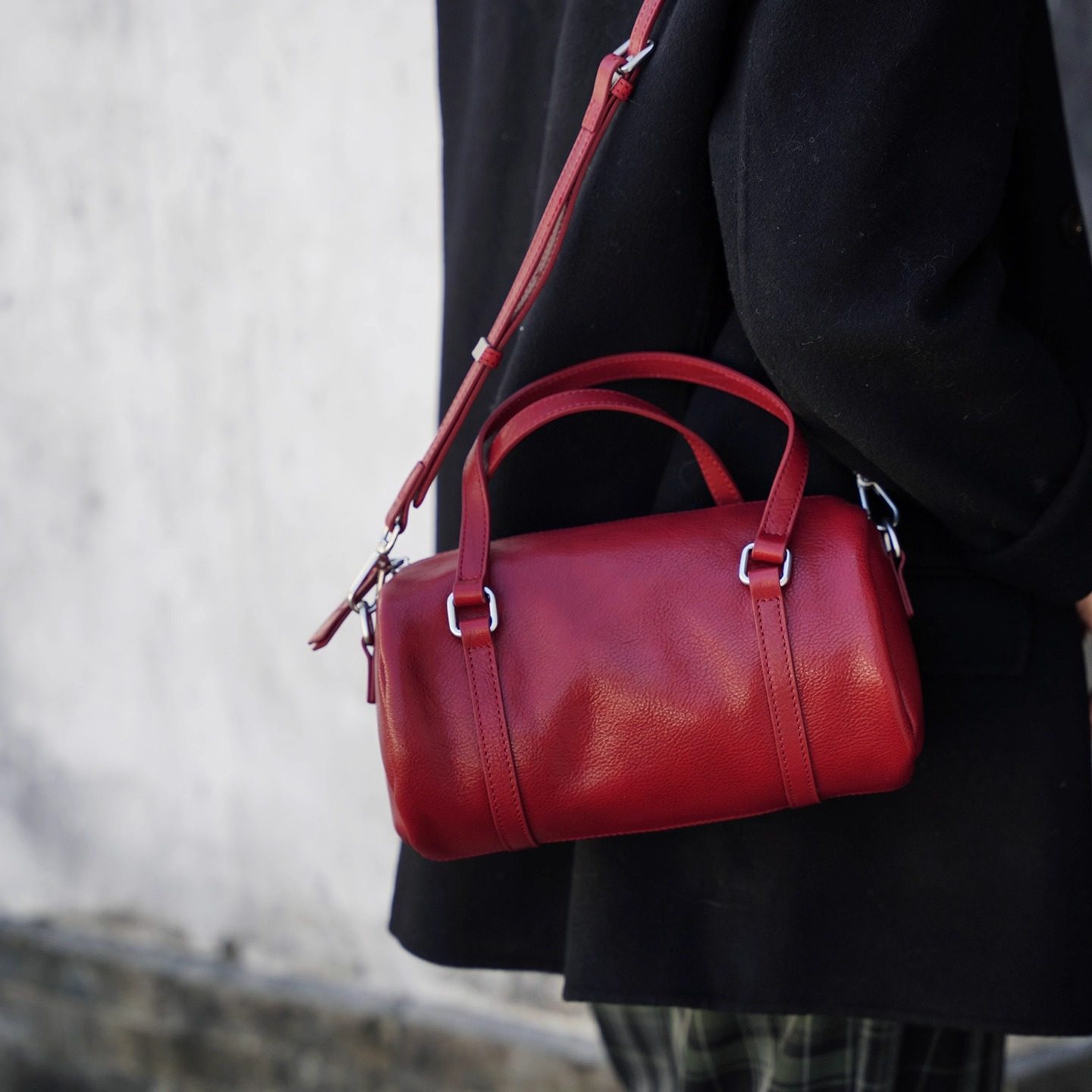 禾二HIR头层植鞣牛皮油蜡真皮新年红波士顿手提单肩斜挎水桶小包,淘宝优惠券,粉丝福利购,淘宝优惠卷