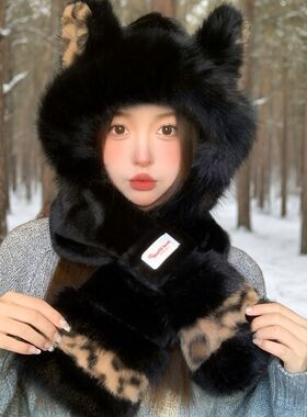 豹纹毛绒耳朵帽围巾两件套