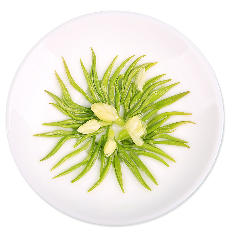  一杯香茉莉花茶