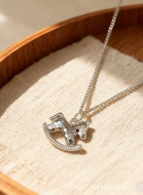 925银碎冰冰小马项链女轻奢高级感锁骨链马年生肖本命年新款饰品