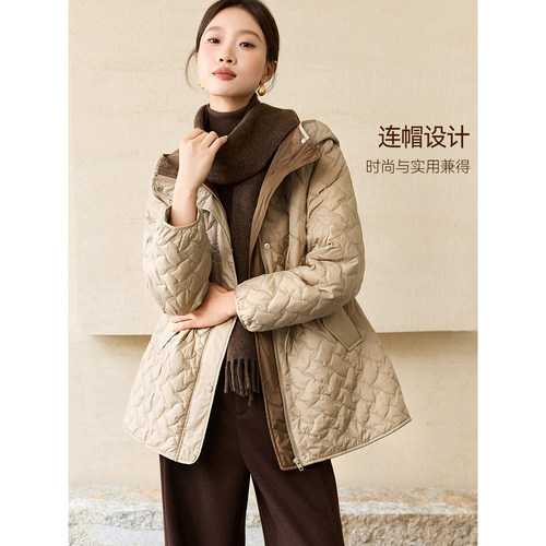 沫晗依美轻暖通勤花式绗缝棉衣25冬季新款休闲设计感连帽短款棉服 - 图1