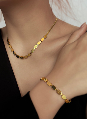 LOVE字母蛇骨颈链钛钢项链女