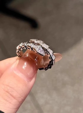 轻奢18K玫瑰金蛇骨戒指女蛇形指环蛇年本命年情人节送女友礼物