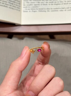 S925纯银戒指拉丝工艺鸢尾花红宝石复古宫廷风轻奢高端小众级感环