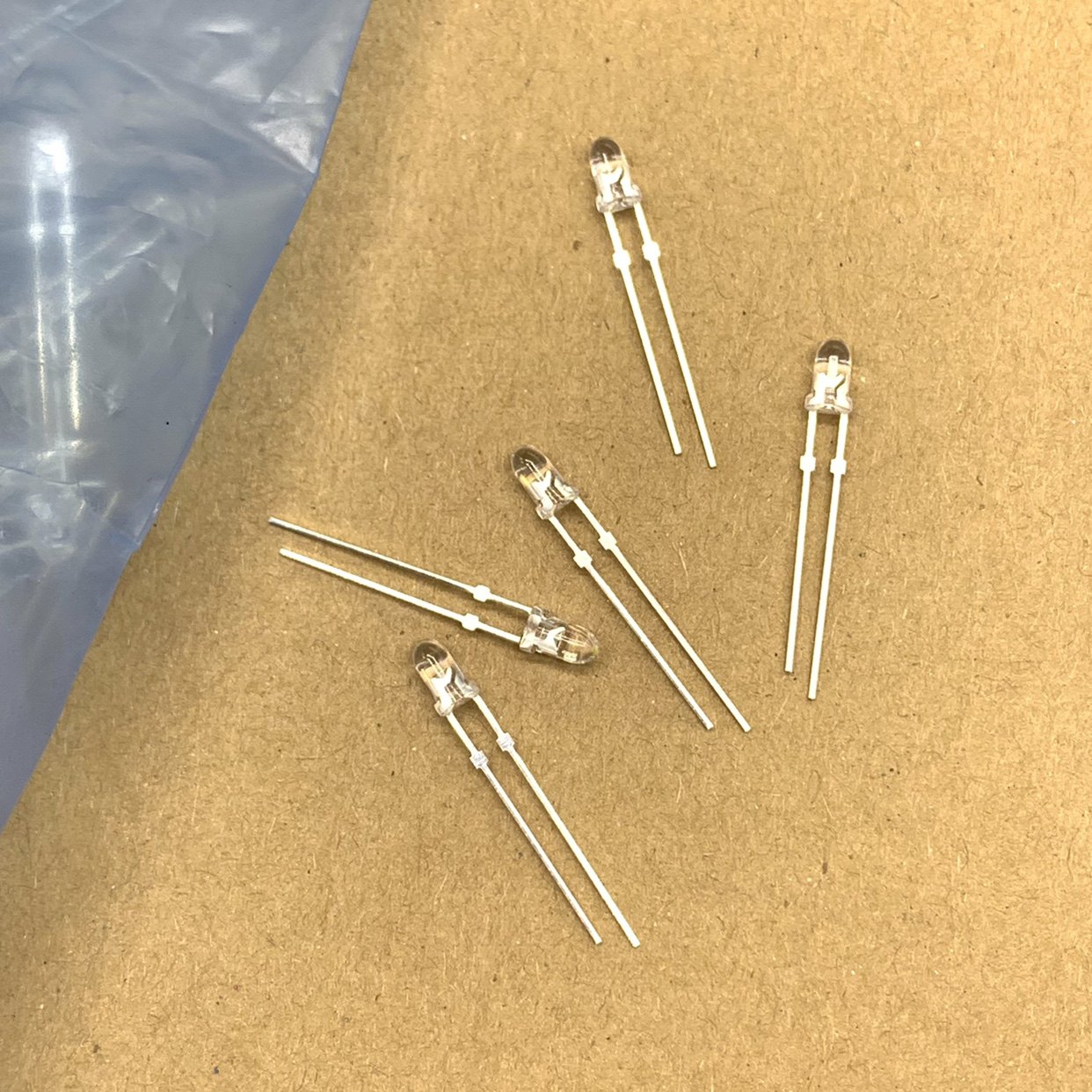 NSPW300DS高亮3MM圆头透明F3小草帽发白光 直插灯珠,淘宝优惠券,粉丝福利购,淘宝优惠卷