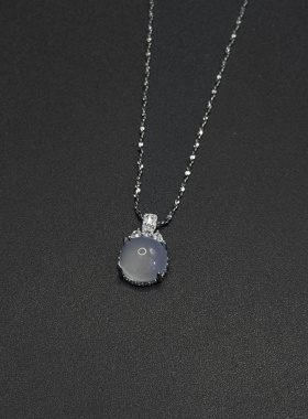 新中式蛋面玉髓项链女轻奢高级感镶锆石吊坠锁骨链R30314