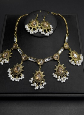 New古著镶钻圆形花朵套装复古精致项链耳钉饰品女高级感R30107