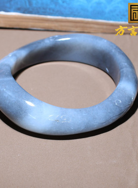 新疆玉龙河留皮孔水墨青花籽料