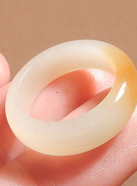 放大漏方言和田玉精品佩戴级新疆且末料细腻细腻糖白玉16mm戒指s2