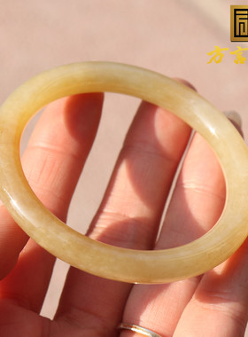 方言和田玉且末料手镯