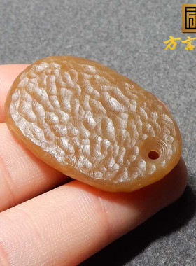 重磅方言和田玉特色级新疆且末料温润细腻糖白玉老光工艺吊坠s10