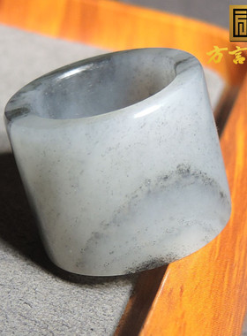 嗨爆了方言和田玉新疆细腻细腻意境黑白分明青花籽料18mm戒指R1