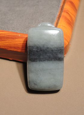 方言和田玉新疆油润细腻留皮孔一线天青花籽料平安牌吊坠挂件h2