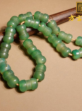 方言和田玉多脂磨砂复古绿色玛瑙