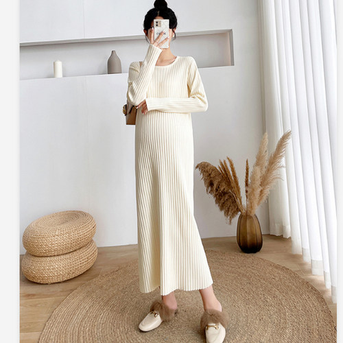 婧麒孕妇装针织连衣裙2025新款冬装孕期宽松长款白色黑色毛衣裙子 - 图3