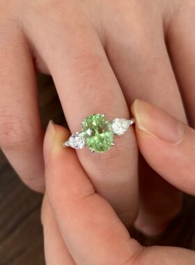 培育莎弗莱S925纯银戒指2.4ct