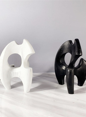 轻奢风黑白色抽象电视柜桌面摆件