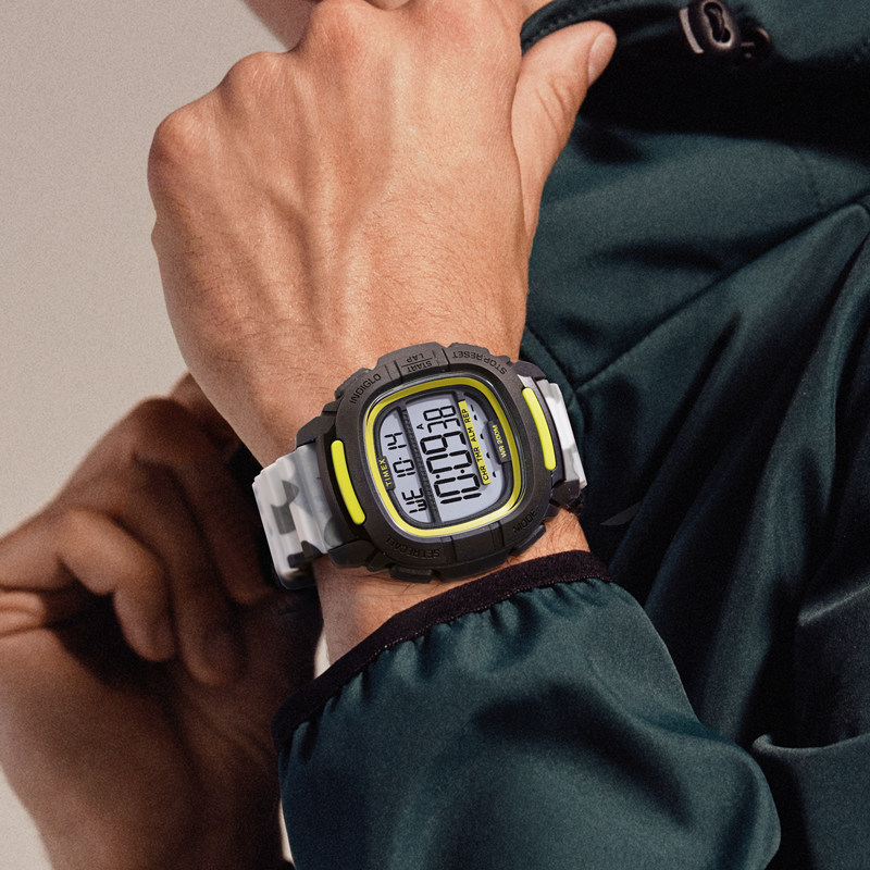 TIMEX天美时运动时尚电子表美国手表男计时防水学生男表TW5M26700