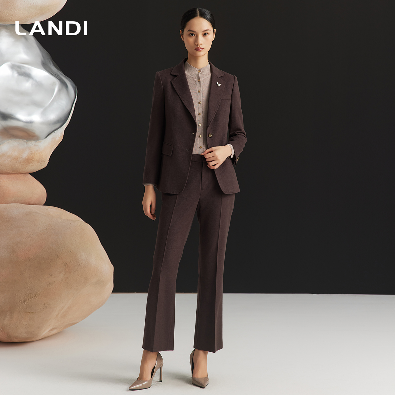 [商场同款]LANDI深咖色绵羊毛真丝轻奢通勤修身西装外套女冬新品 - 图2