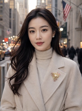 URCHOICE奢华黄铜镀金花朵胸针