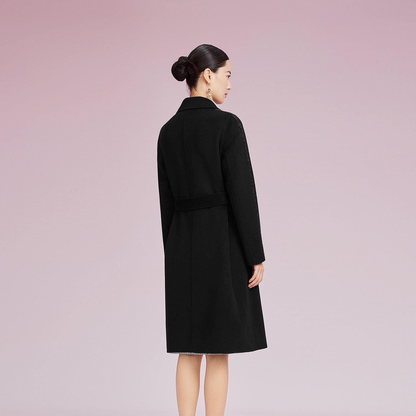 【羊毛】Lakoradior拉珂蒂时尚通勤女秋冬新款珍珠扣系带毛呢大衣,淘宝优惠券,粉丝福利购,淘宝优惠卷