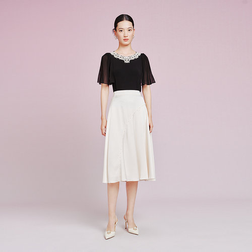 La Koradior拉珂蒂2025夏设计感气质荷叶袖钉珠针织小衫女上衣 - 图1