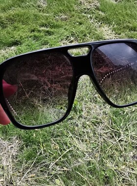 显脸小方框太阳眼镜墨镜