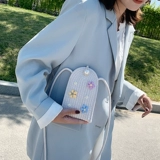 Маленькая небольшая сумка, сумка на одно плечо, сумка через плечо, популярно в интернете, коллекция 2023, изысканный стиль, в западном стиле