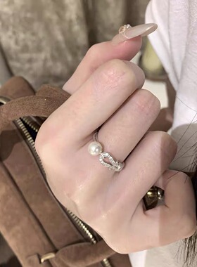 小红书同款珍珠马蹄扣锆石戒指女时尚轻奢微镶锆石高级感开口指环