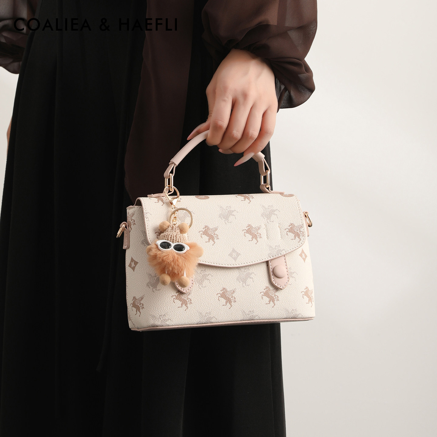 香港品牌飞马小方包包女式2025新款手提单肩包通勤高级感斜挎包潮,淘宝优惠券,粉丝福利购,淘宝优惠卷