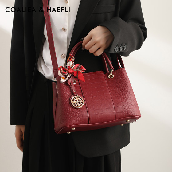 Hong Kong brand red mom bag wedding handbag