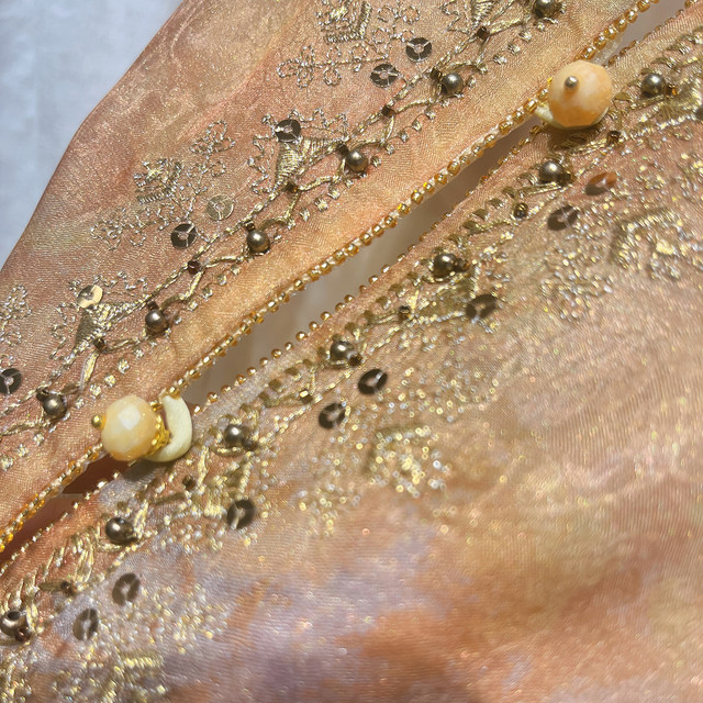 ສະຖານີເອີຣົບ 2026 Summer New Heavy Industry Sequins Beaded Thin New Chinese Style Versatile Vest National Style Shoulder Cut Women