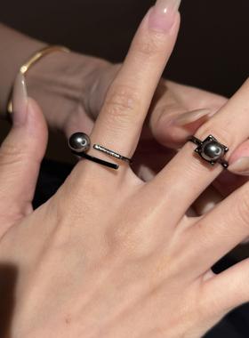 Joie大溪地黑珍珠M字母S925银镀黑铑简约戒指可调节情侣款送礼